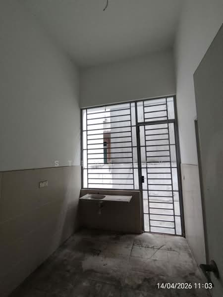 Rumah Berkembar untuk Dijual di Nusa Duta (Iskandar Puteri (Nusajaya)) - Steve Tey - Kitchen - PropertyGuru.com.my