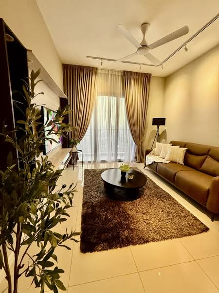 Servis Apartment untuk Disewa di Sunway Belfield - Syakir Adman - Living Room - PropertyGuru.com.my