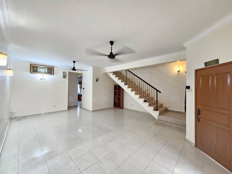 Rumah Teres 2 Tingkat untuk Dijual di Taman Seri Taming (Cheras) - ChaoLim . - Living Room - PropertyGuru.com.my