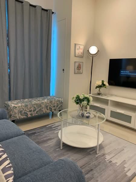 Service Residence for Rent at Residensi Solaris Parq - Kin CK - Living Room - PropertyGuru.com.my