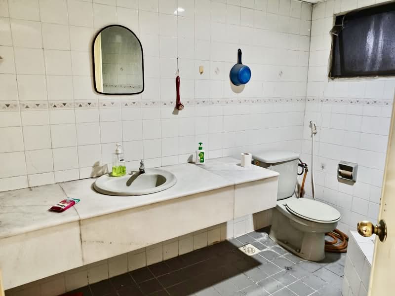 Condominium for Rent at The Vistana - Syakir Adman - Bathroom - PropertyGuru.com.my