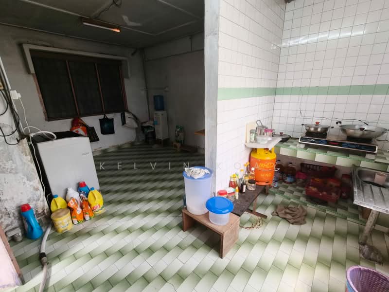 1-storey Terraced House for Sale in Taman Nora (Ulu Tiram) - Kelvin Koay - Kitchen - PropertyGuru.com.my