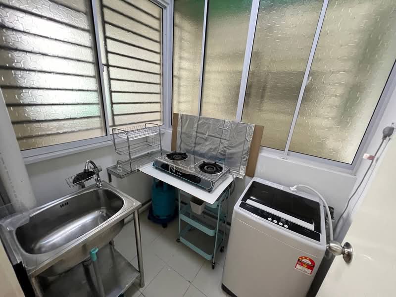 Condominium for Rent at The Oasis - Shing Lam - Kitchen - PropertyGuru.com.my