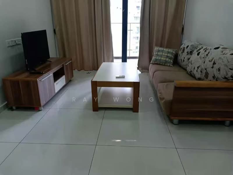 Kondominium untuk Disewa di Bay Point @ Country Garden Danga Bay - Ray Wong - Living Room - PropertyGuru.com.my