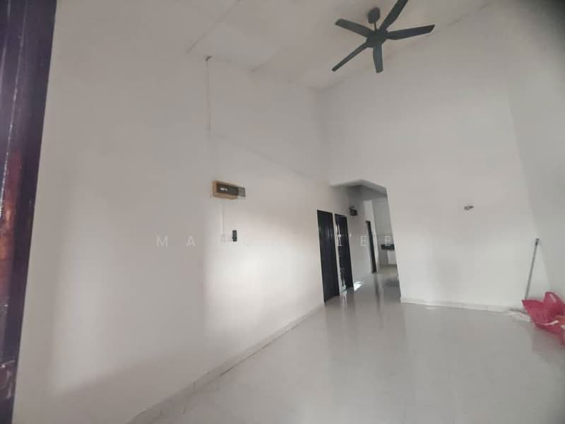 1.5-storey Terraced House for Sale in Taman Kota Jaya (Kota Tinggi) - Maggie Lee - Interior - PropertyGuru.com.my