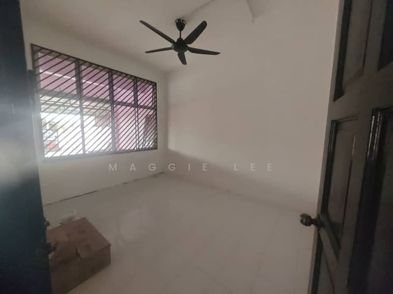 1.5-storey Terraced House for Sale in Taman Kota Jaya (Kota Tinggi) - Maggie Lee - Interior - PropertyGuru.com.my