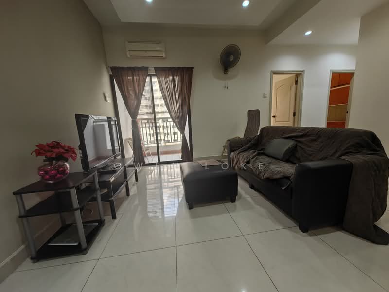 Kondominium untuk Disewa di Pelangi Utama - Owen Loke - Living Room - PropertyGuru.com.my
