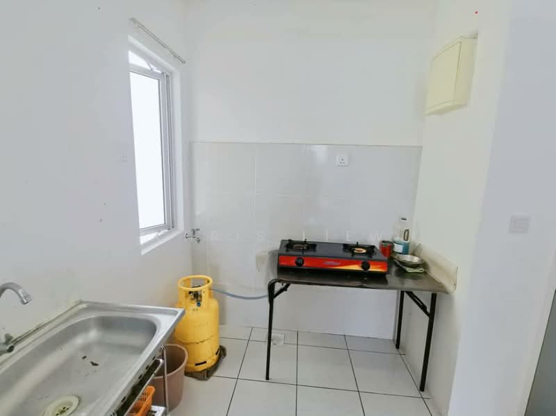 Apartment for Sale at Camellia Residence - Chris Liew - Kitchen - PropertyGuru.com.my