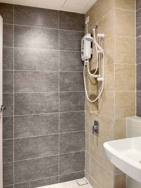 Service Residence for Rent at Setia City Residences - Kim Ling - Master Bathroom - PropertyGuru.com.my