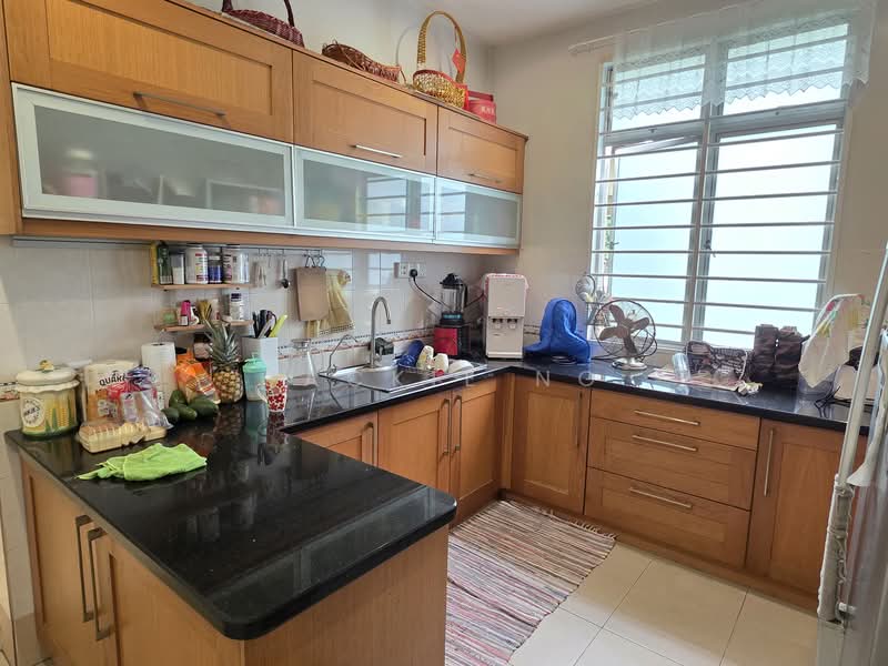 Rumah Teres 2 Tingkat untuk Dijual di Ara Damansara (Petaling Jaya) - Jackie Ng - Dry Kitchen - PropertyGuru.com.my