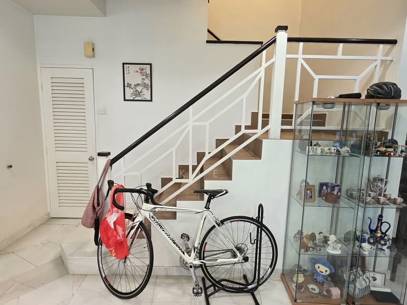 Rumah Teres 2 Tingkat untuk Dijual di Ara Damansara (Petaling Jaya) - Jackie Ng - Staircase - PropertyGuru.com.my