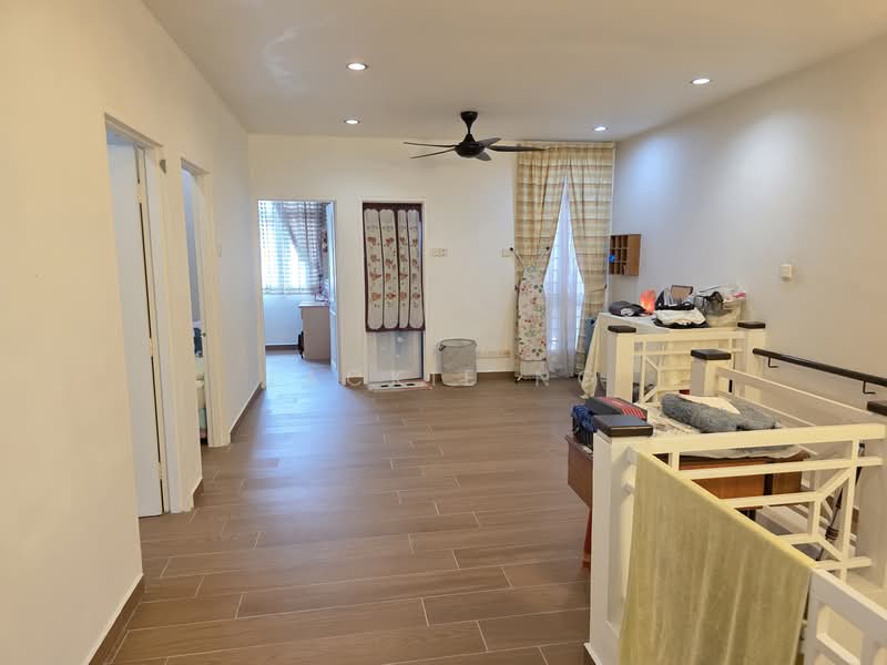 Rumah Teres 2 Tingkat untuk Dijual di Ara Damansara (Petaling Jaya) - Jackie Ng - Family area (2nd Floor) - PropertyGuru.com.my