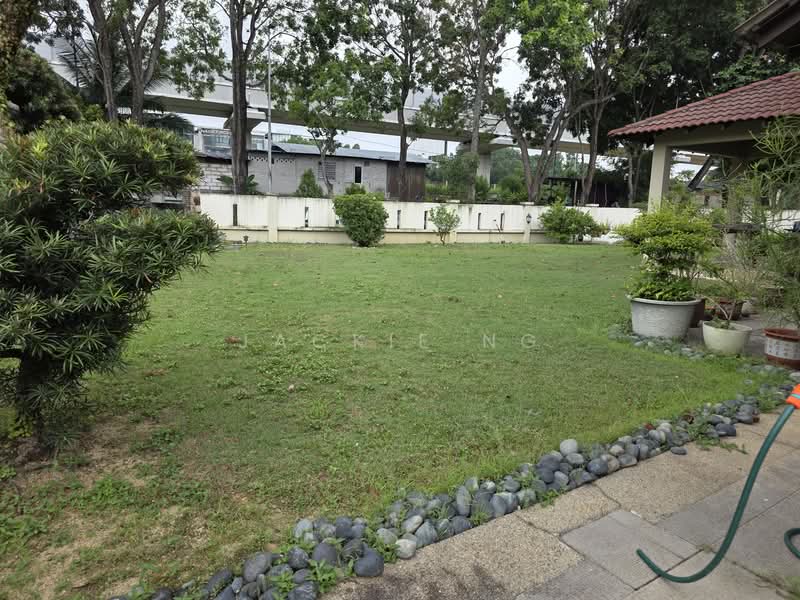 Rumah Teres 2 Tingkat untuk Dijual di Ara Damansara (Petaling Jaya) - Jackie Ng - Garden - PropertyGuru.com.my