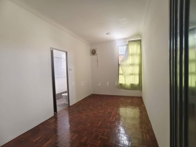 2-storey Terraced House for Sale in Kuching (Sarawak) - KC Jee - Interior - PropertyGuru.com.my