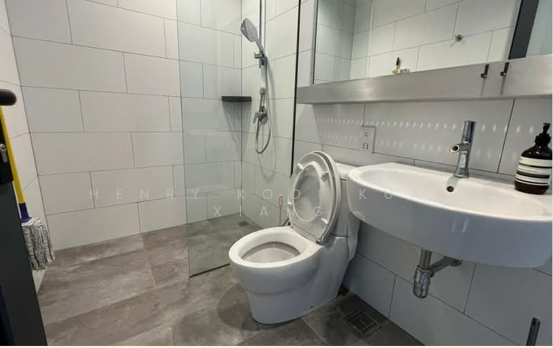 Kondominium untuk Disewa di Twy Duplex Condos - Henry Kooi Kuan Xiang - Bathroom - PropertyGuru.com.my