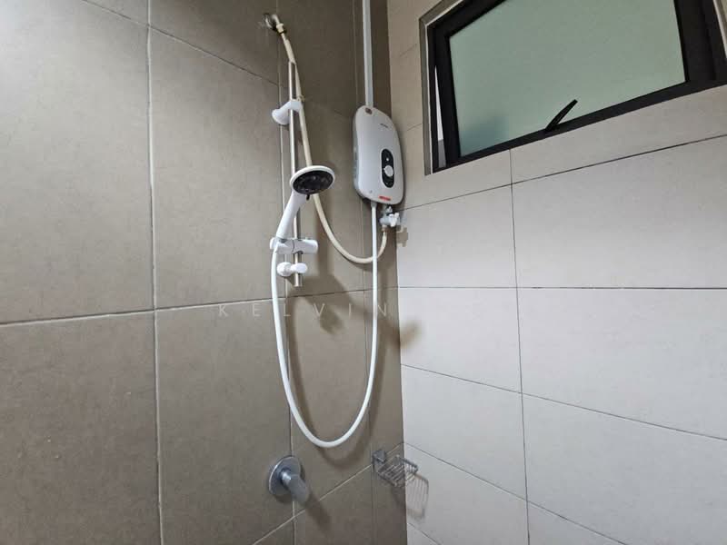 Kondominium untuk Disewa di Rumbia Residence - Kelvin Ho - Bathroom - PropertyGuru.com.my