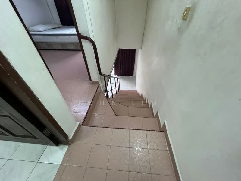 2-storey Terraced House for Rent in Taman Johor Jaya (Johor Bahru) - John Lim - Interior - PropertyGuru.com.my
