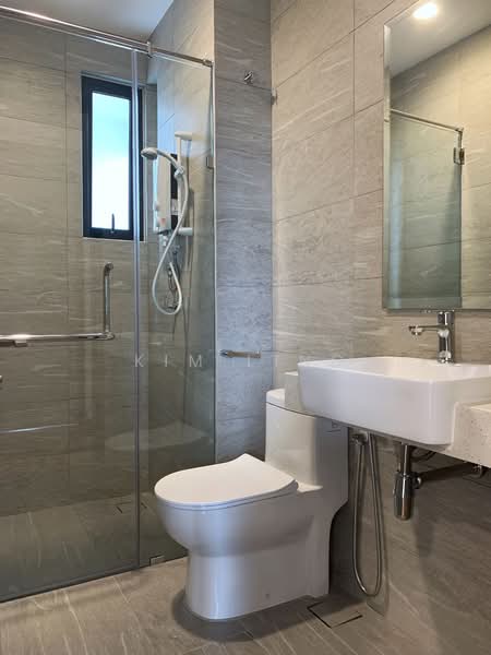 Service Residence for Rent at Gems Residences - Kim Ling - Bathroom 2 - PropertyGuru.com.my
