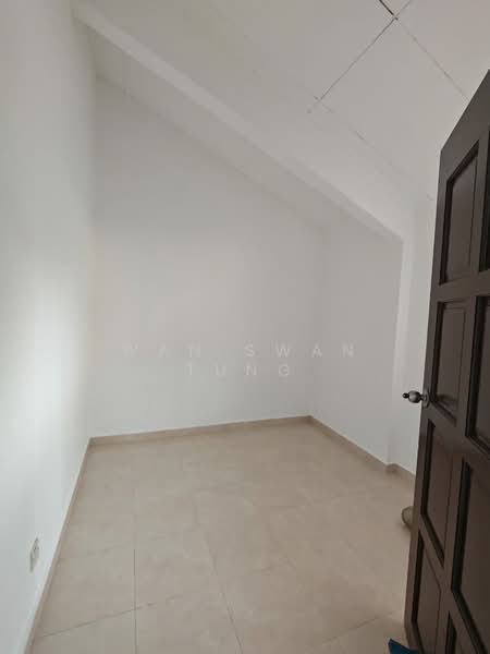 Rumah Teres 1 Tingkat untuk Dijual di Taman Bukit Permai (Ampang) - Vera Tung - Storeroom - PropertyGuru.com.my