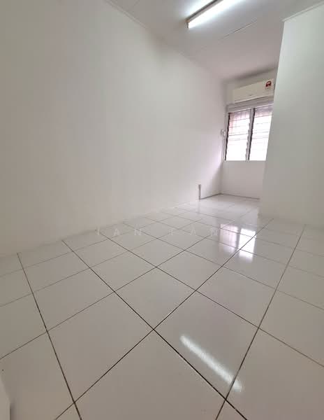 Rumah Teres 2 Tingkat untuk Dijual di Taman Bukit Serdang (Seri Kembangan) - Ian Fan - PropertyGuru.com.my