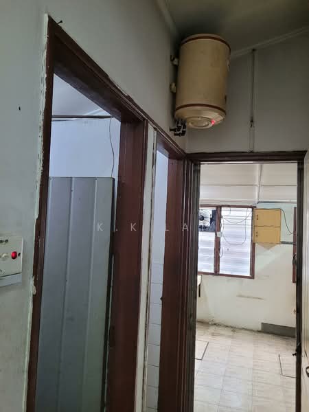 Rumah Teres 1 Tingkat untuk Disewa di Salak South (Kuala Lumpur) - K.K Lai - Water heater - PropertyGuru.com.my