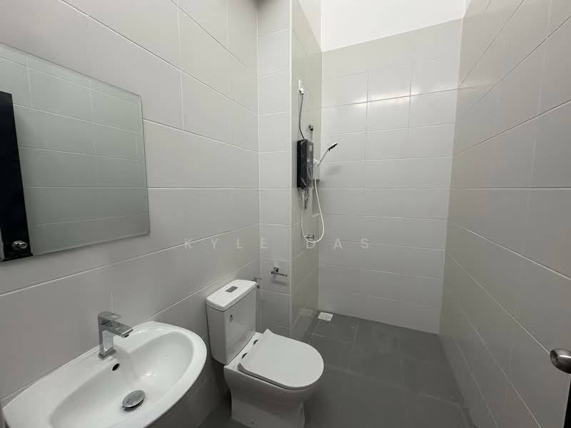 Cluster House for Rent in Iskandar Puteri (Nusajaya) (Johor) - Kyle Das - Bathroom - PropertyGuru.com.my