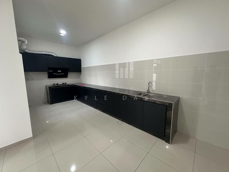Cluster House for Rent in Iskandar Puteri (Nusajaya) (Johor) - Kyle Das - Kitchen - PropertyGuru.com.my