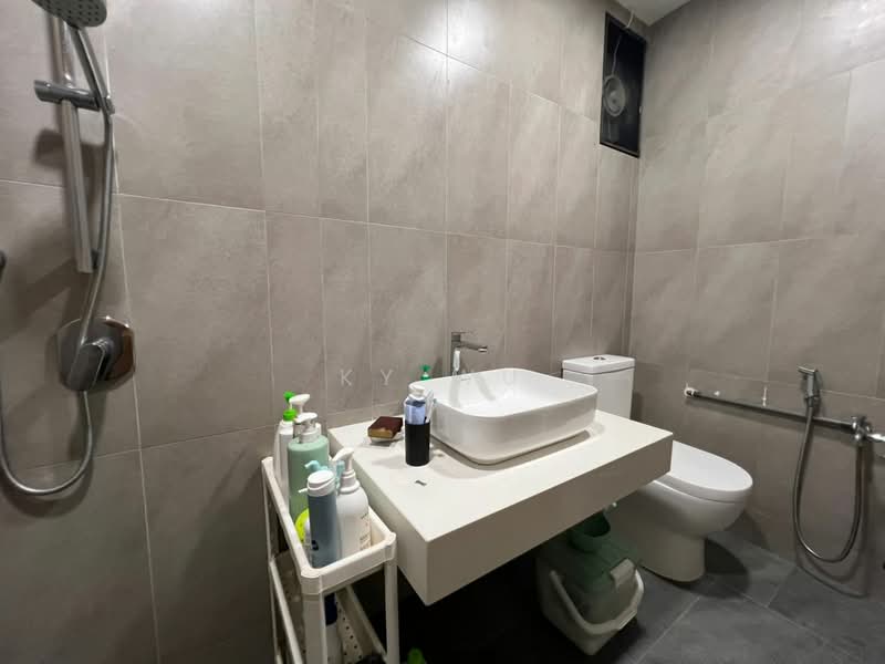 Condominium for Sale at Wellspring Residences - KY Wu - Bathroom - PropertyGuru.com.my