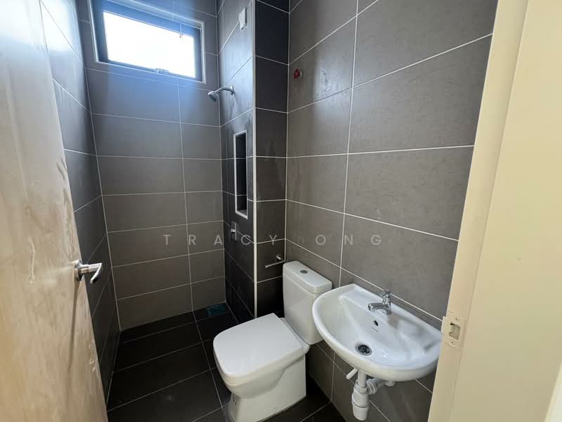 Cluster House for Sale in Taman Mount Austin (Tebrau) - Tracy Ong - Bathroom - PropertyGuru.com.my