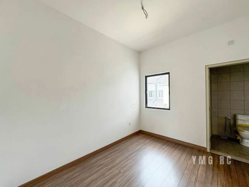 Rumah Teres 2 Tingkat untuk Dijual di Bandar Bukit Raja (Klang) - Mason Chiah - PropertyGuru.com.my