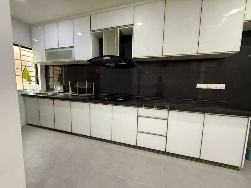 2-storey Terraced House for Sale in TAMAN PUCHONG UTAMA (Puchong) - Jason Tan - Kitchen - PropertyGuru.com.my