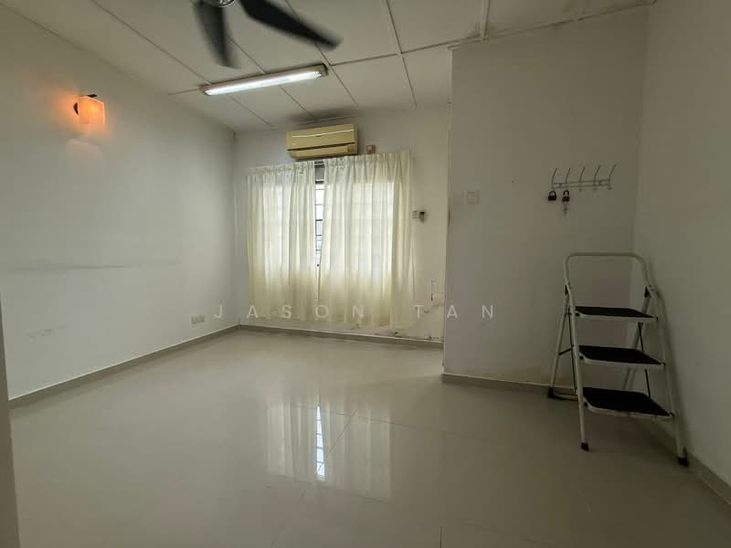 2-storey Terraced House for Sale in TAMAN PUCHONG UTAMA (Puchong) - Jason Tan - Interior - PropertyGuru.com.my