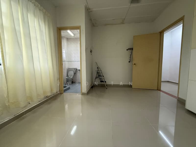 2-storey Terraced House for Sale in TAMAN PUCHONG UTAMA (Puchong) - Jason Tan - Bathroom - PropertyGuru.com.my