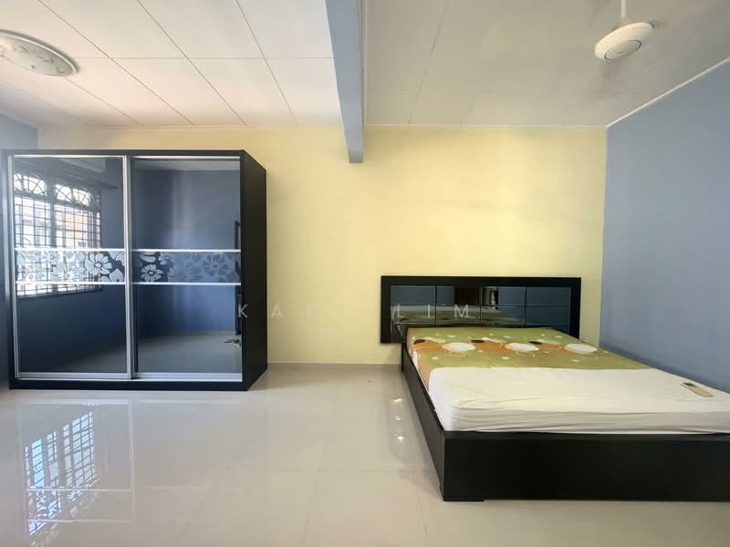 1.5-storey Terraced House for Sale in Bandar Putra (Kulai) - Karl Lim - Bedroom - PropertyGuru.com.my