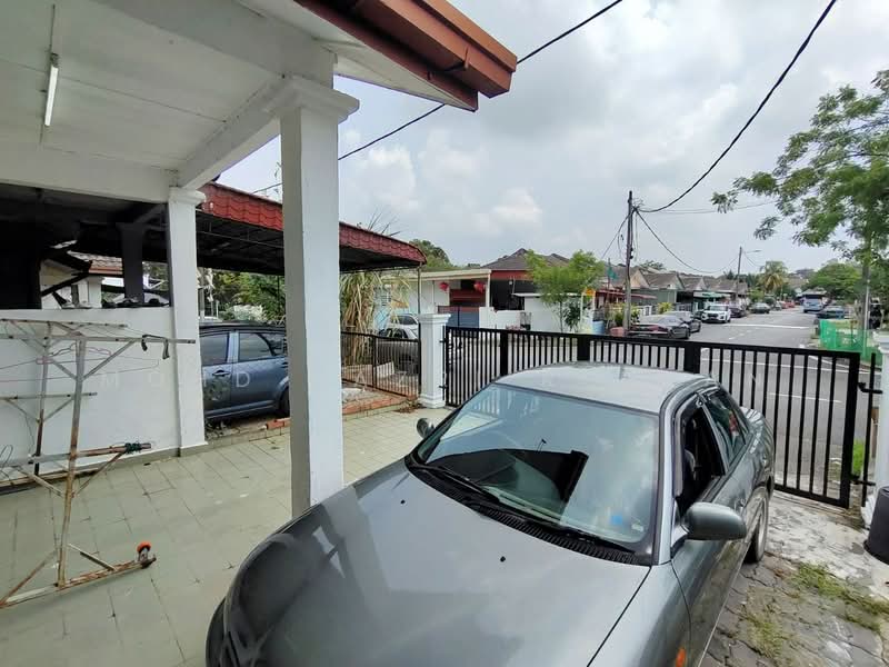 1-storey Terraced House for Sale in (Bukit Sentosa 2) Seksyen Bs2 (Serendah) - Mohd Nazri Roslan - Exterior - PropertyGuru.com.my