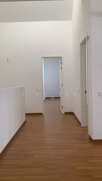 Cluster House for Sale in Taman Ekoflora (Johor Bahru) - Siow Yan Er - Corridor - PropertyGuru.com.my