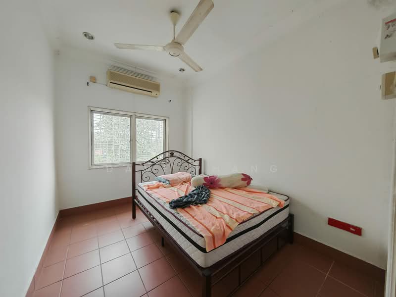 Townhouse for Sale in Taman Melawati (Ulu Kelang) - Dave Phang - Bedroom - PropertyGuru.com.my