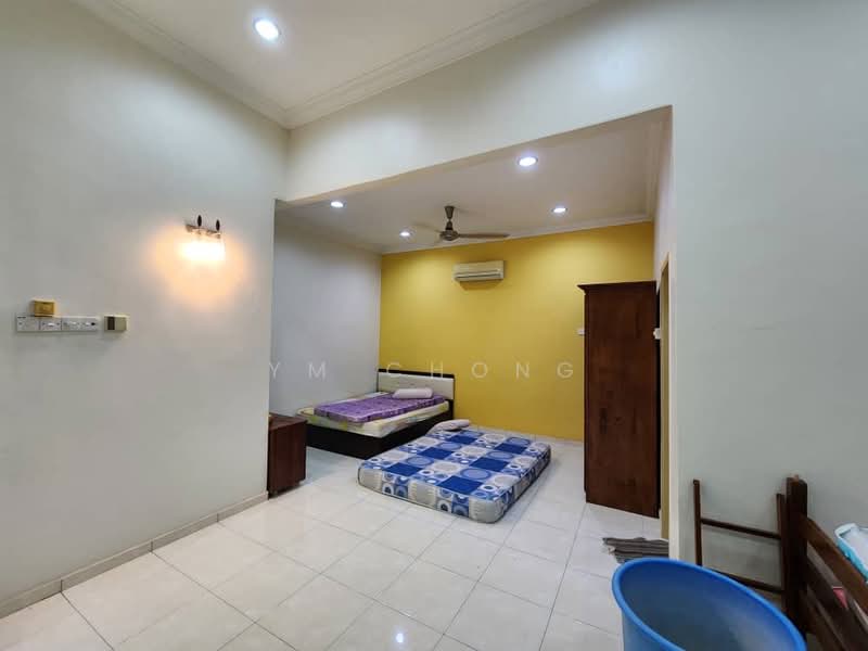 Semi-Detached House for Sale in Taman Seri Jati (Batu Berendam) - YM Chong - Bedroom - PropertyGuru.com.my
