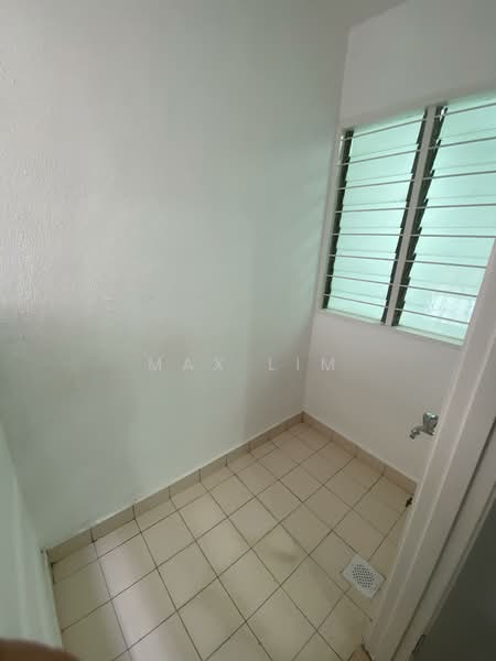 Rumah Flat untuk Dijual di Pangsapuri Seroja - Max Lim - Interior - PropertyGuru.com.my