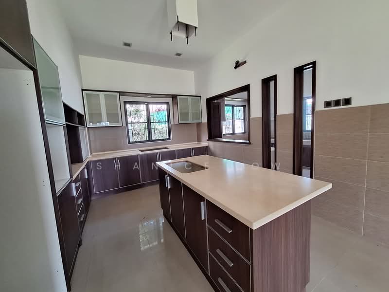 Bungalow for Sale in Bandar Puteri Puchong (Puchong) - Shanice Low - Kitchen - PropertyGuru.com.my