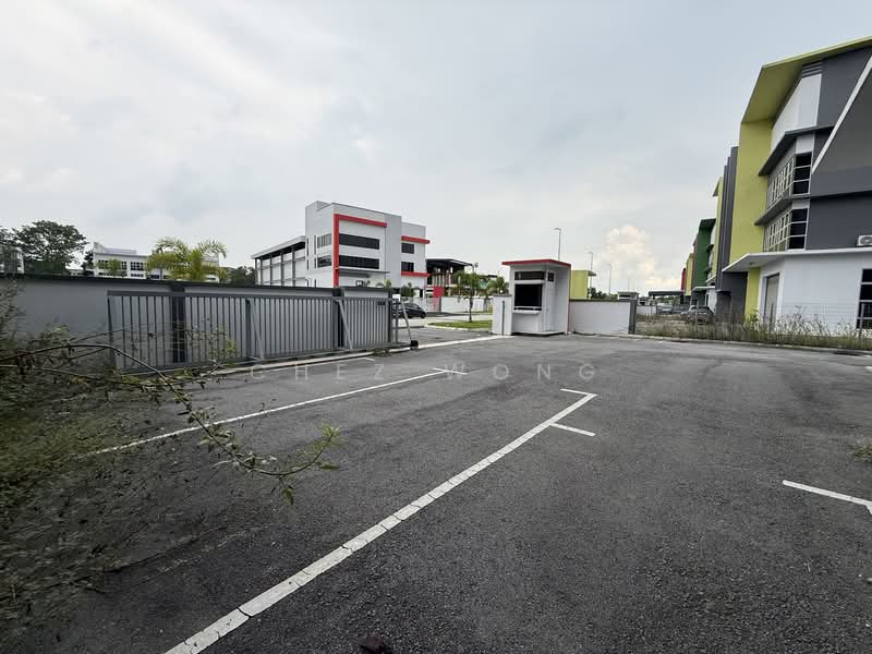 Kilang untuk Disewa di Puchong (Selangor) - Chez Wong - Exterior - PropertyGuru.com.my