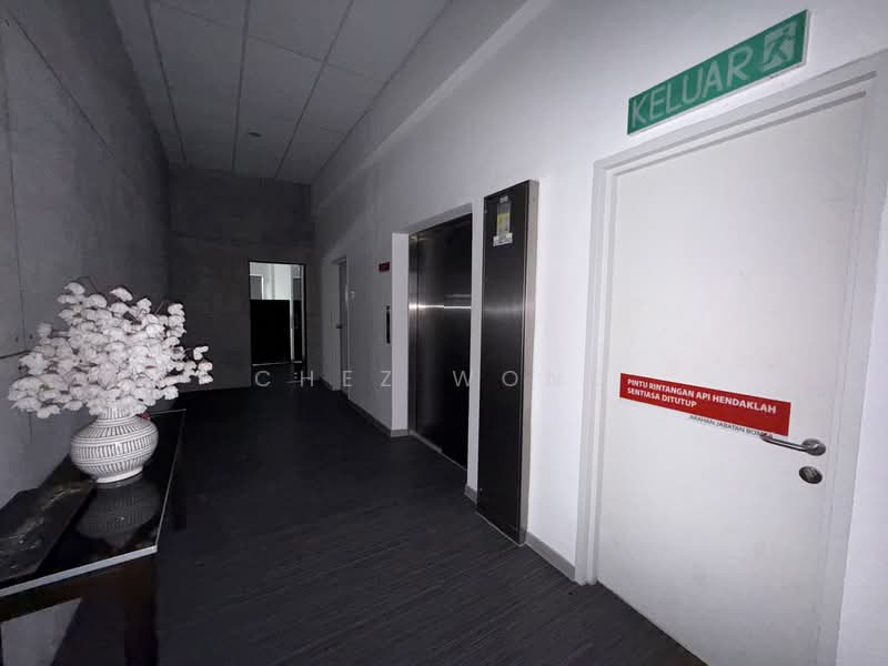 Kilang untuk Disewa di Puchong (Selangor) - Chez Wong - Corridor - PropertyGuru.com.my