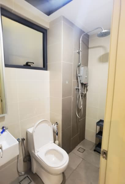 Servis Apartment untuk Disewa di KL Gateway Residences - Matt Tew - Bathroom - PropertyGuru.com.my