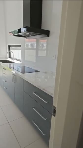 Semi-Detached House for Rent in Kota Damansara (Selangor) - Kelvin Tan - Kitchen - PropertyGuru.com.my
