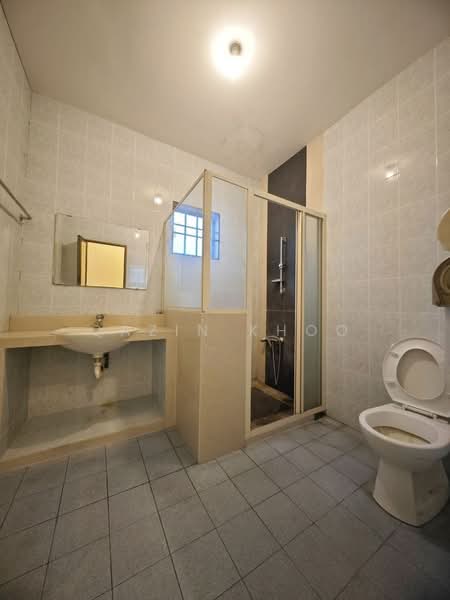 Rumah Teres 2-Tingkat untuk Dijual di Pengkalan Pegoh (Ipoh) - Qazin Khoo - Bathroom - PropertyGuru.com.my