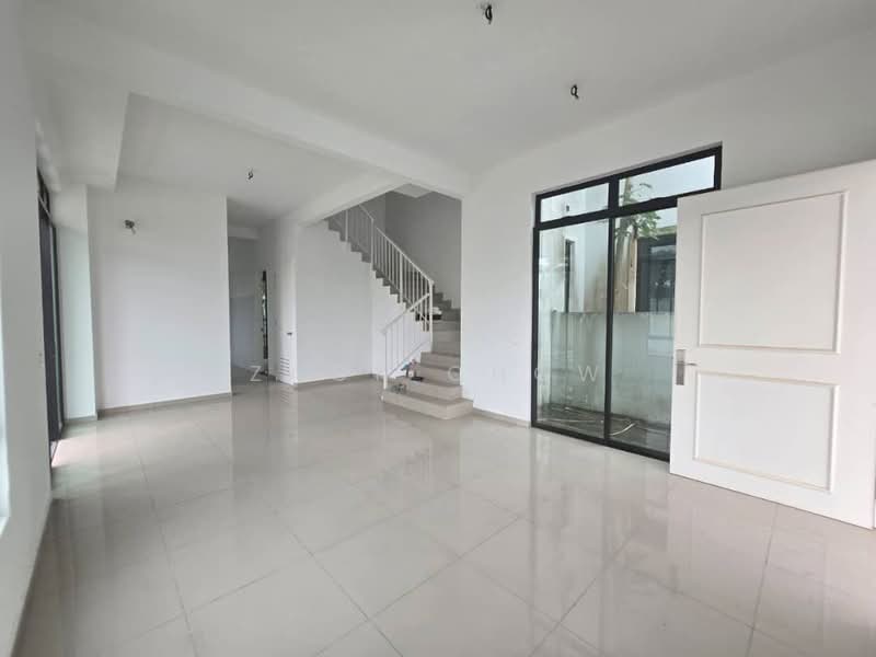 Rumah Teres untuk Dijual di Kota Masai (Pasir Gudang) - Zack Chow - Living Room - PropertyGuru.com.my