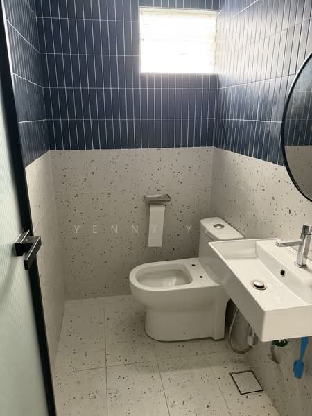 Shop for Rent in KL City Centre (Kuala Lumpur) - Yenny Yap - Bathroom - PropertyGuru.com.my