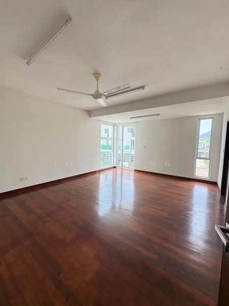 Rumah Teres 3 Tingkat untuk Dijual di Gelugor (Penang) - Jocellynn Lee - Living Room - PropertyGuru.com.my