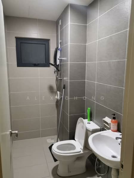 Kondominium untuk Disewa di Skyvilla @ D'Island - Alex Chong - Bathroom - PropertyGuru.com.my