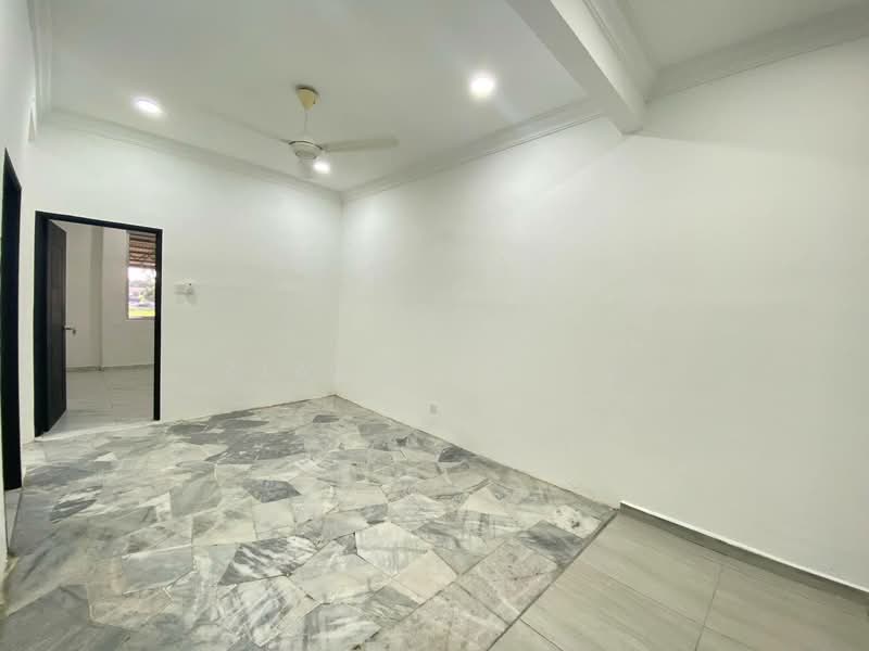 Rumah Teres 1 Tingkat untuk Dijual di Taman Meru Indah (Kapar) - Ziana Najib - Interior Taman Desa Meru Indah - PropertyGuru.com.my